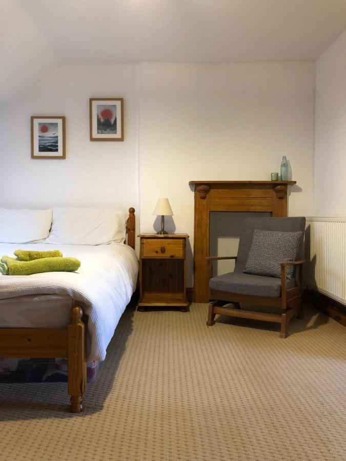 Bed and Breakfast Little Hilton Farm à Haverfordwest Extérieur photo